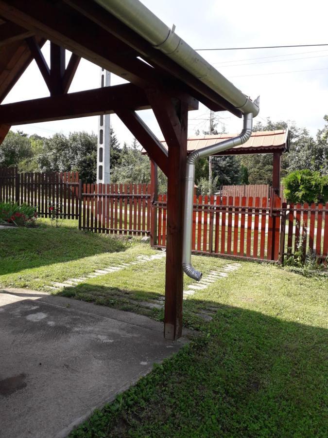 Matyas Apartman Tard Bagian luar foto